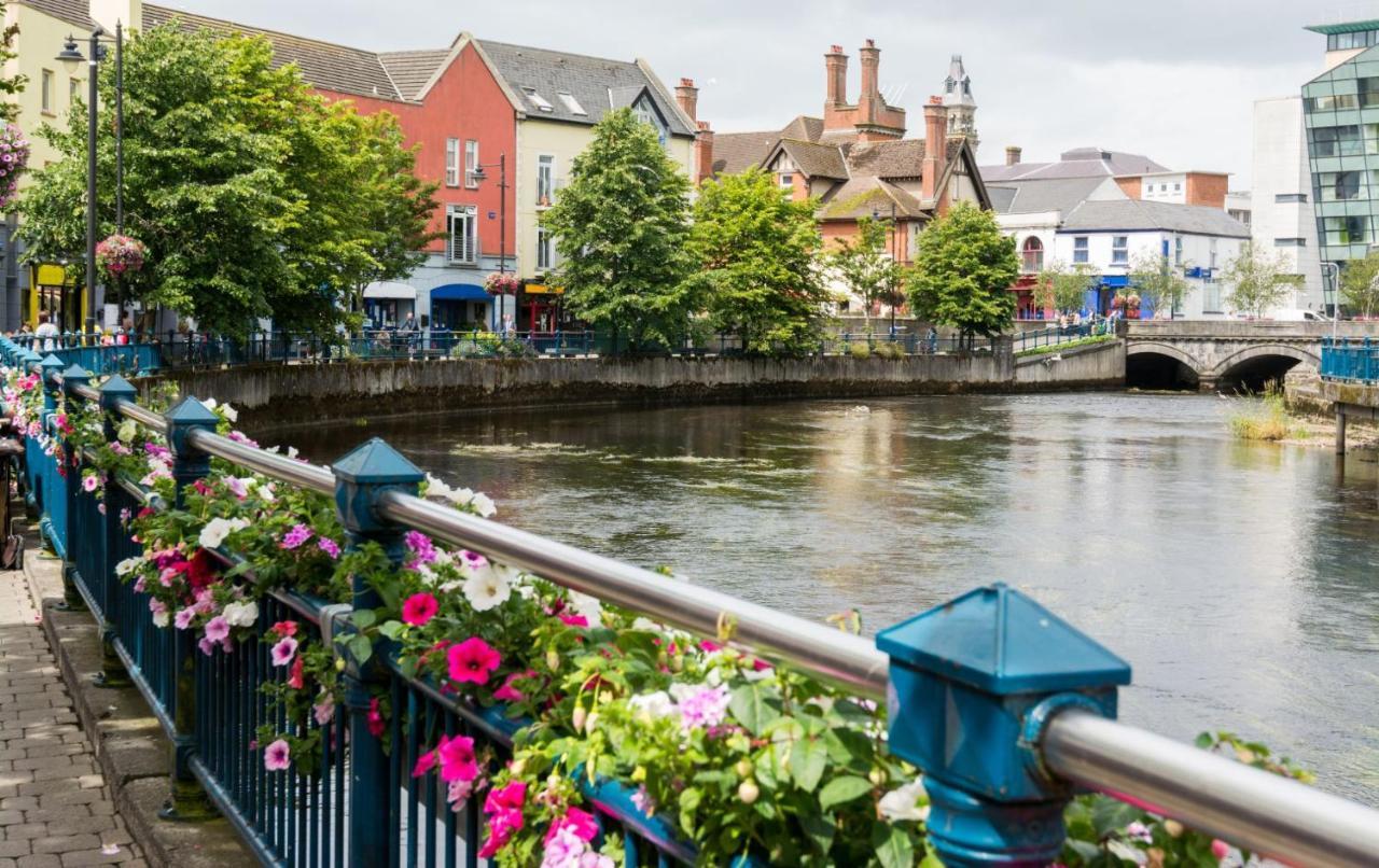 Central Sligo Townhouse Villa ภายนอก รูปภาพ